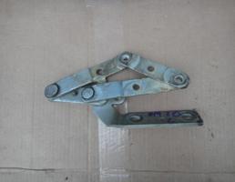 Петля капота левая для OPEL OMEGA A 1986-1994  запчасти бу