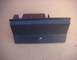 Пепельница для RENAULT 19 1992-2003  запчасти бу