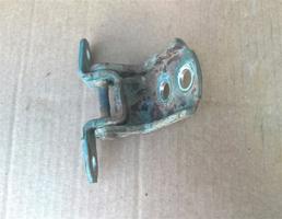 Петля двери передней правой (верхняя) для NISSAN ALMERA (N15) 1995-2000  запчасти бу