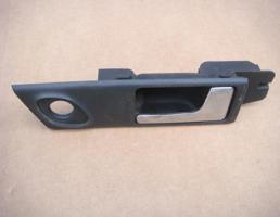 Ручка двери внутренняя задняя правая для AUDI 100 (45) 1991-1994  запчасти бу