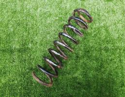 Пружина передняя для JEEP GRAND CHEROKEE (ZJ) 1993-1998  запчасти бу