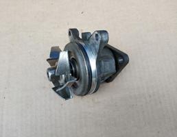 Насос водяной (помпа) для FORD C-MAX 2007-2011  запчасти бу