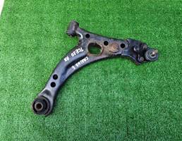 Рычаг передний правый для TOYOTA CARINA E 1992-1997  запчасти бу