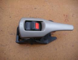 Ручка двери внутренняя передняя правая для TOYOTA COROLLA (E150) 2006-2013  запчасти бу