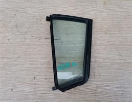 Стекло двери задней левой (форточка) для MAZDA 3 (BK) 2003-2009  запчасти бу