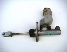 Цилиндр сцепления главный для HYUNDAI ACCENT II (LC) 2000-  запчасти бу