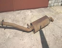 Глушитель (средняя часть) для AUDI 100 (44) 1983-1991  запчасти бу
