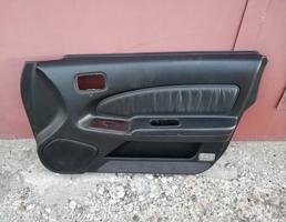 Обшивка двери передней правой для NISSAN MAXIMA (A32) 1994-2000  запчасти бу