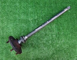 Полуось задняя левая для MITSUBISHI PAJERO 1982-1990  запчасти бу