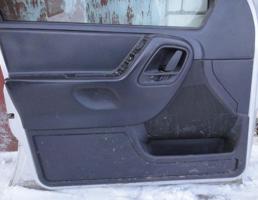 Обшивка двери передней левой для JEEP GRAND CHEROKEE (WJ) 1999-2004  запчасти бу