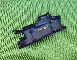 Кожух рулевой колонки (нижний) для MITSUBISHI PAJERO 1982-1990  запчасти бу