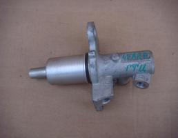 Цилиндр тормозной главный для AUDI A8 (D2) 1994-2003  запчасти бу