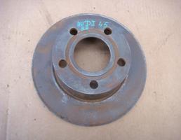 Диск тормозной задний для AUDI 100 (45) 1991-1994  запчасти бу