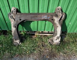 Балка передняя (подрамник) для AUDI 100 (44) 1983-1991  запчасти бу