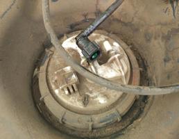 Насос топливный (бензонасос) для RENAULT CLIO SYMBOL 1998-2008  запчасти бу