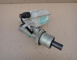 Цилиндр тормозной главный для FORD C-MAX 2003-2007  запчасти бу