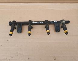 Рампа топливная для RENAULT CLIO SYMBOL 1998-2008  запчасти бу