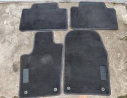 Коврики салона (комплект) для JEEP GRAND CHEROKEE (WK2) 2010-  запчасти бу