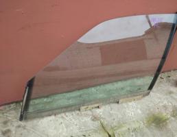 Стекло двери передней левой для OPEL OMEGA A 1986-1994  запчасти бу