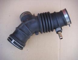 Патрубок воздушного фильтра для NISSAN WINGROAD/AD (Y11) 1999-2008  запчасти бу