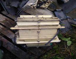 Корпус отопителя для AUDI 100 (44) 1983-1991  запчасти бу