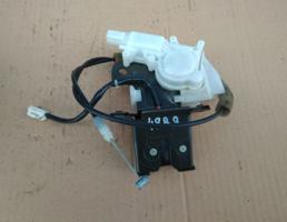 Замок багажника для MAZDA 3 (BK) 2003-2009  запчасти бу