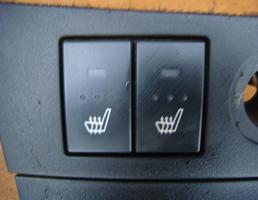 Кнопка обогрева сидений для TOYOTA COROLLA (E150) 2006-2013  запчасти бу