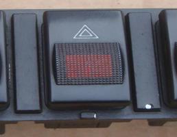 Кнопка аварийной сигнализации для AUDI A8 (D2) 1994-2003  запчасти бу