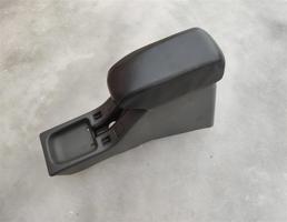 Подлокотник для MITSUBISHI PAJERO/MONTERO SPORT (K9) 1998-2008  запчасти бу