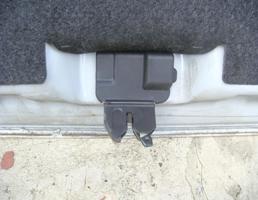 Замок багажника для NISSAN PRIMERA (P12) 2002-  запчасти бу