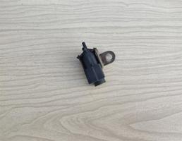 Клапан электромагнитный для MITSUBISHI PAJERO/MONTERO (V1,V2,V3,V4) 1990-1997  запчасти бу