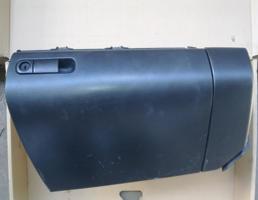 Бардачок (вещевой ящик) для MAZDA 3 (BK) 2003-2009  запчасти бу