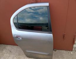 Дверь задняя правая для NISSAN MAXIMA (A33) 1999-2006  запчасти бу