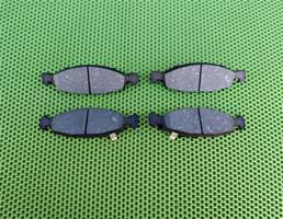 Колодки тормозные передние для JEEP GRAND CHEROKEE (WJ) 1999-2004  запчасти бу