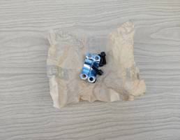 Скоба крепления карданного вала (комплект) для JEEP GRAND CHEROKEE (ZJ) 1993-1998  запчасти бу