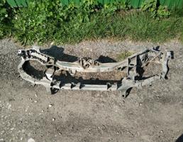 Рамка передняя (телевизор) для FORD C-MAX 2007-2011  запчасти бу