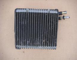 Испаритель кондиционера для JEEP GRAND CHEROKEE (ZJ) 1993-1998  запчасти бу