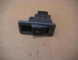 Кнопка стеклоподъёмника для MITSUBISHI PAJERO/MONTERO (V1,V2,V3,V4) 1990-1997  запчасти бу