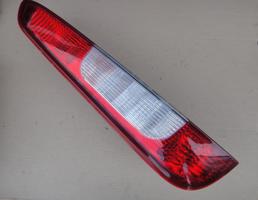 Фонарь задний левый для FORD C-MAX 2003-2007  запчасти бу