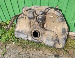 Бак топливный (бензобак) для NISSAN PRIMERA (P11) 1996-2002  запчасти бу