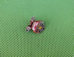 Петля двери передней правой (нижняя) для MITSUBISHI PAJERO 1982-1990  запчасти бу