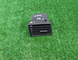 Дефлектор воздушный для MERCEDES-BENZ W202 1993-2000  запчасти бу