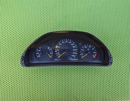 Панель (комбинация) )приборов для MERCEDES-BENZ W210 1995-2000  запчасти бу