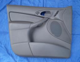 Обшивка двери передней левой для FORD FOCUS I 1998-2004  запчасти бу