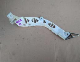 Кронштейн заднего бампера правый для MAZDA 3 (BK) 2003-2009  запчасти бу