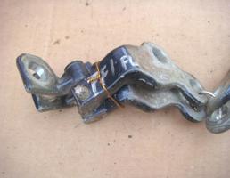 Петля двери передней левой (верхняя) для FORD FOCUS I 1998-2004  запчасти бу