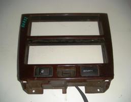 Консоль торпедо (ценральная) для NISSAN MAXIMA (A32) 1994-2000  запчасти бу