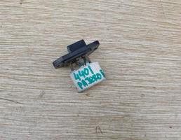 Резистор (сопротивление) отопителя для MITSUBISHI PAJERO/MONTERO (V1,V2,V3,V4) 1990-1997  запчасти бу