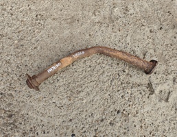 Труба приемная глушителя для MITSUBISHI PAJERO 1982-1990  запчасти бу