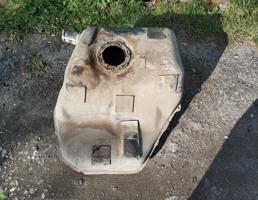 Бак топливный (бензобак) для AUDI 100 (44) 1983-1991  запчасти бу